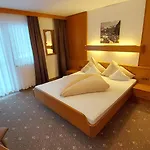 Homestay Zeitlos - *